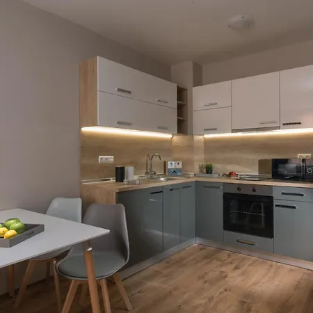 Miramar Luxury Апарт-отель Поморие
